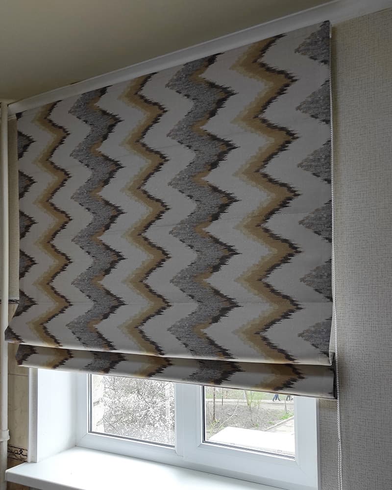 Элегантные римские шторы: современный подход к традиционному оформлению окон