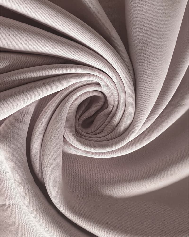 Эркер в новом свете: римские, портьеры и тюль для изысканного интерьера